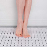 Qualitell 質零浴室防滑墊 (小號37.5*67.5cm) | 吸盤防滑 | 排水設計 | 自由裁剪