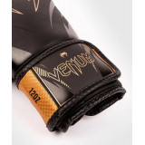 Venum IMPACT 成人拳套 - 黑配銅色 14oz | PU合成皮革 | 手腕保護