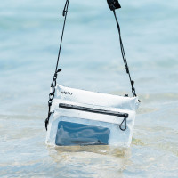 BITPLAY AquaSeal 01 Sacoche 全境防水瞬扣包 V2 - 黑色 | IPX7全防水 | 防水氣密拉鍊