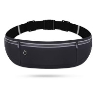 輕便健身腰包 - 黑色 | 耳機線孔設計 | 三口袋分區收納 | 防汗防水內層