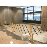 移動式伸縮圍籬 可移動式伸縮隔離欄 鋼製伸縮隔離欄 14473 - 黃黑條紋高950mm長範圍220-2500mm