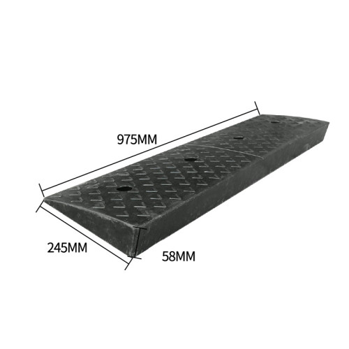 橡膠汽車貨車路沿爬坡墊 - V型6cm高-全黑 | 馬路上坡爬坡墊 | 耐磨抗壓 | 防滑設計 | 975*245*58mm