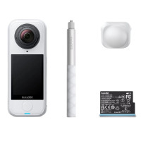 Insta360 X4 Air 入門套裝 Starter Bundle - 白色 | FlowState 防手震科技 | 隱形自拍棒效果 | 8K全景 | 360° 水平校準 | 香港行貨