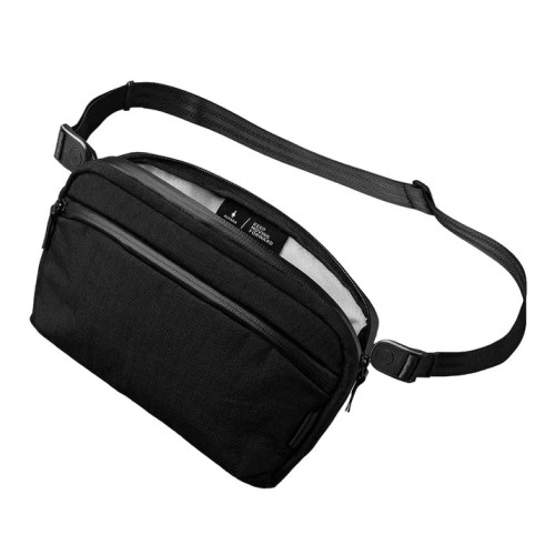 ALPAKA Flight Sling 2L V2 輕量旅行側肩包 - 黑色 | 快取鎖匙扣 | Axoflux 400D 防潑水 Ripstop 物料 | 背面磁吸隱藏袋 | 香港行貨