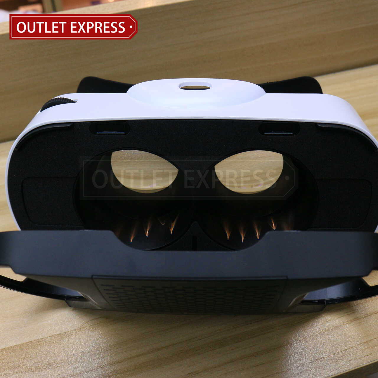 暴風魔鏡4  VR虛擬實境眼鏡 - Outlet Express HK生活百貨城實拍相片