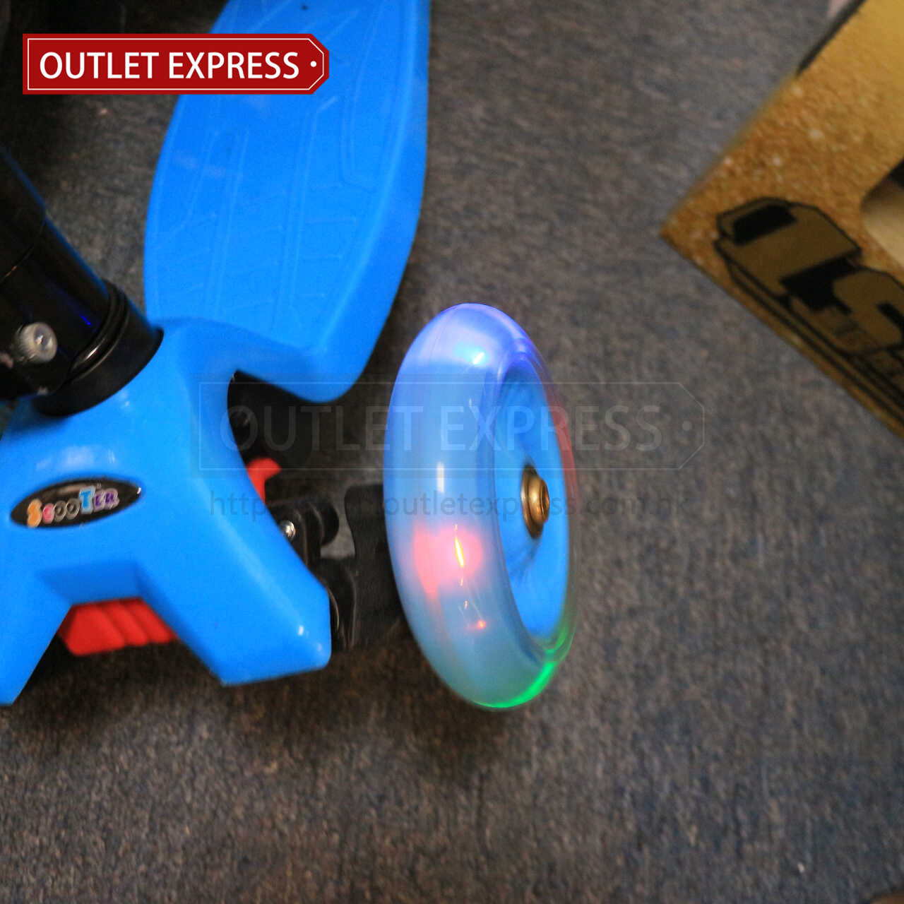 ScooTer 4輪閃光可摺疊兒童滑板車 閃光輪 - Outlet Express HK生活百貨城實拍相片