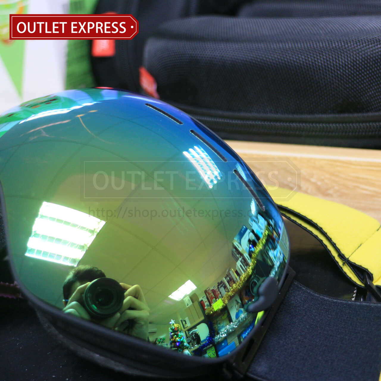 BENICE 大球面雙層防霧滑雪鏡 | 可配合眼鏡用 -Outlet Express HK生活百貨城實拍相片