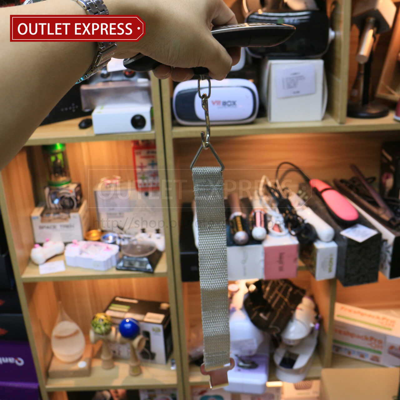 手握式手提電子行李磅 | 50KG 旅行行李磅 扣帶- Outlet Express HK 生活百貨城實拍圖