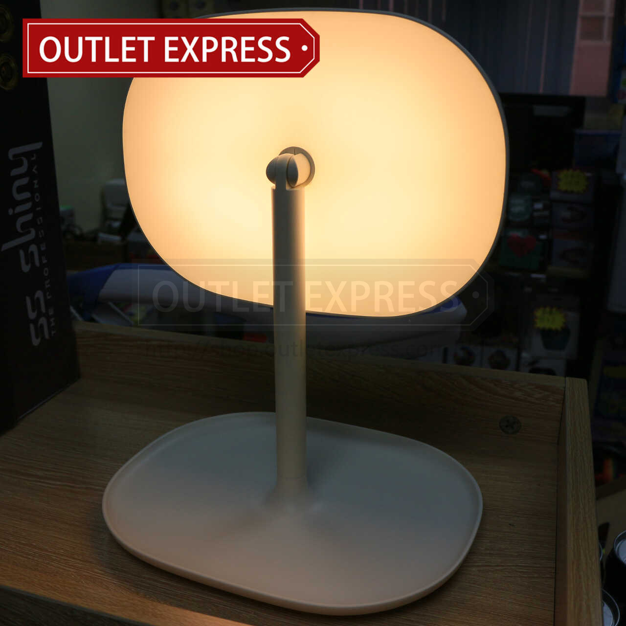 MUID LED檯燈化妝鏡 | 內置充電 背面圖 - Outlet Express HK生活百貨城實拍相片